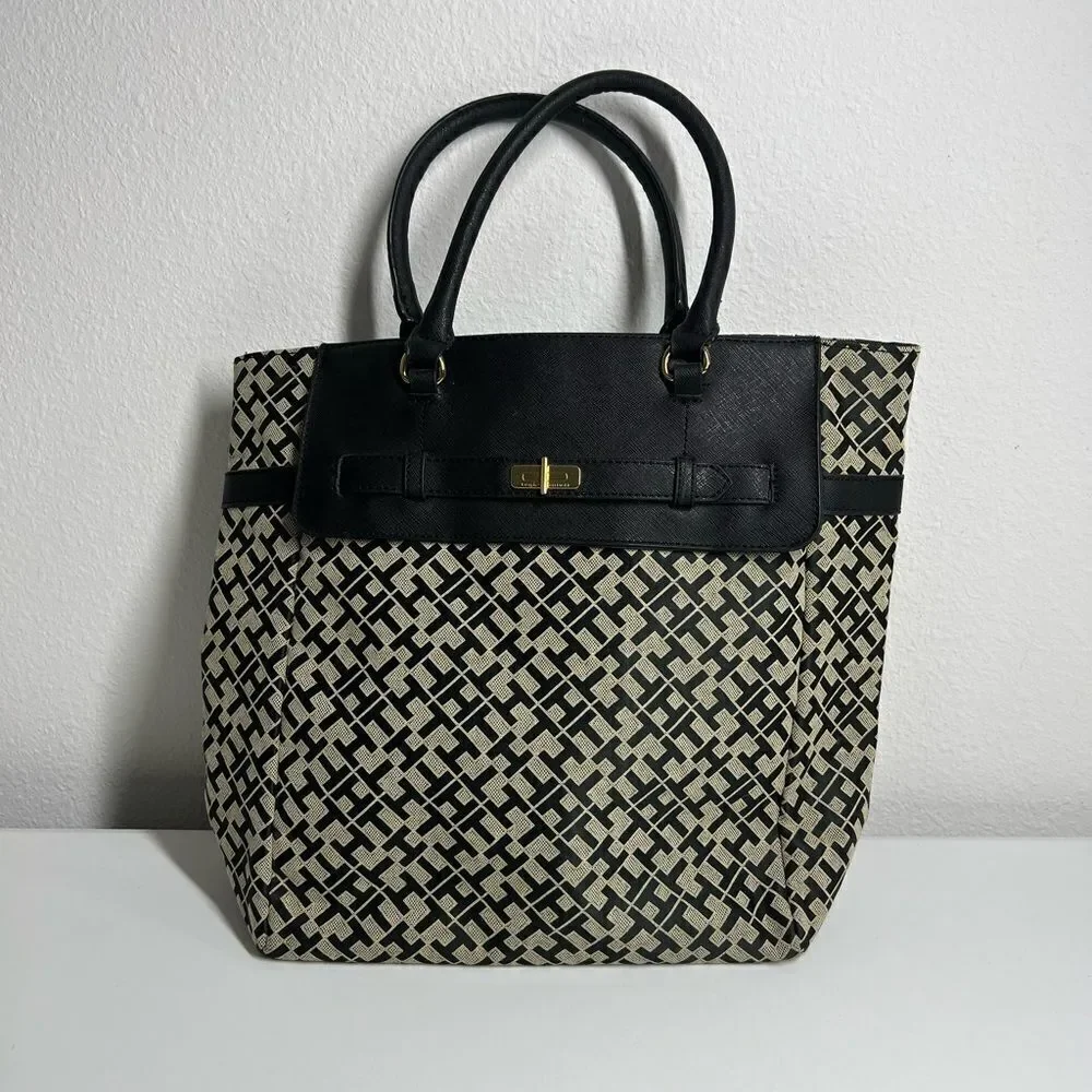 Tommy Hilfiger Black and Tan TH Logo Shoulder Bag/Purse